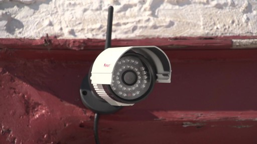iSmart 720p HD Outdoor WiFi IP Security Camera - image 10 from the video