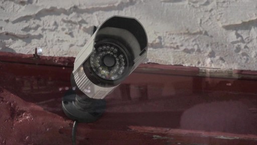 iSmart 720p HD Outdoor WiFi IP Security Camera - image 9 from the video