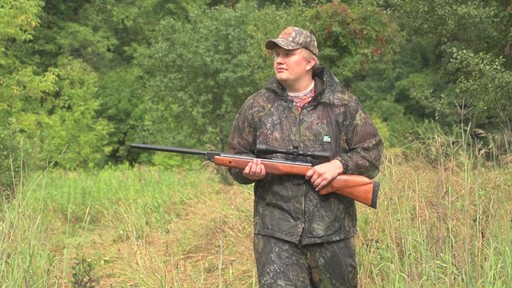 Gamo Hunter Extreme SE .177 Cal. Air Rifle with Scope - image 2 from the video