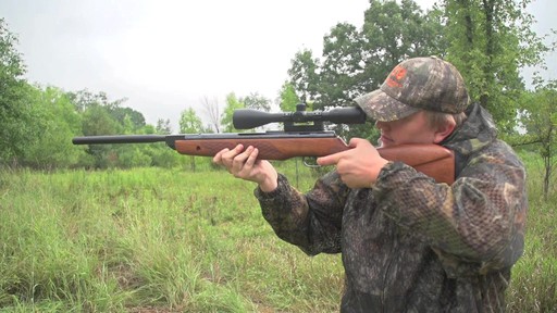 Gamo Hunter Extreme SE .177 Cal. Air Rifle with Scope - image 8 from the video