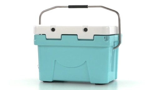 Guide Gear 20 Quart Cooler 360 View - image 7 from the video