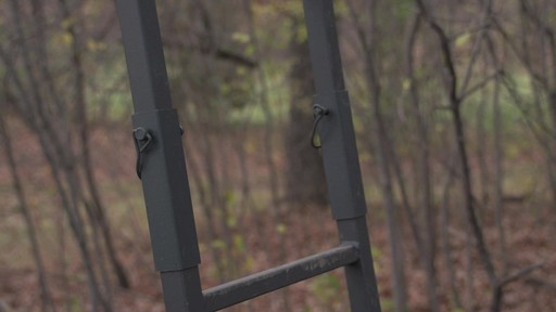 Sniper Deluxe 2-man Ladder Tree Stand 18' - image 4 from the video
