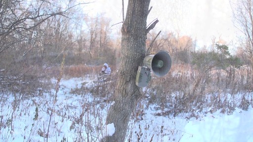 Hunter’s Specialties Attractor Max Predator Call with Remote - image 2 from the video