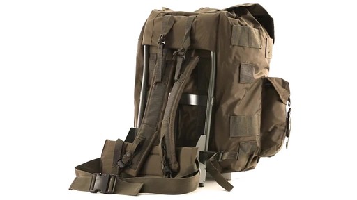 U.S. Military Surplus ALICE Pack New 360 View - image 6 from the video
