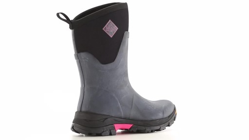Muck Women's Arctic Ice Mid Rubber Boots - image 7 from the video