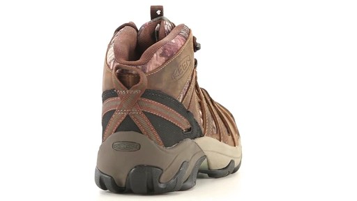 KEEN Utility Men's Flint Mid Camo Soft Toe Work Boots Mossy Oak 360 View - image 8 from the video