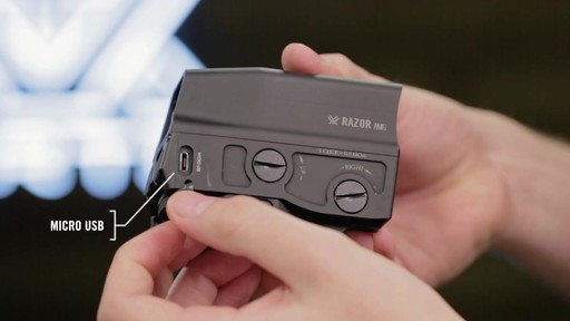 VORTEX UH-1 HOLOGRAPHIC SIGHT - image 5 from the video