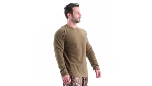 Guide Gear Men's Heavyweight Fleece Base Layer Top 360 View - image 2 from the video