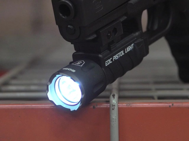 BROWNING TACTICAL PISTOL LIGHT - image 10 from the video