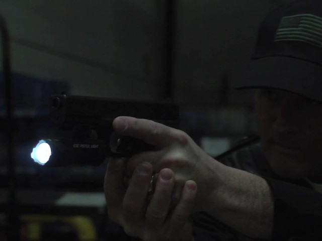 BROWNING TACTICAL PISTOL LIGHT - image 4 from the video