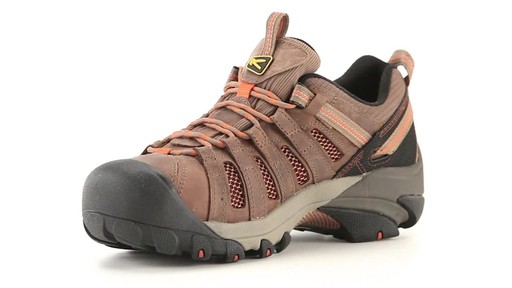 KEEN Utility Men's Flint Low Steel Toe Work Shoes 360 View - image 3 from the video
