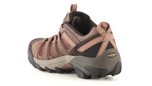 KEEN Utility Men's Flint Low Steel Toe Work Shoes 360 View - image 6 from the video