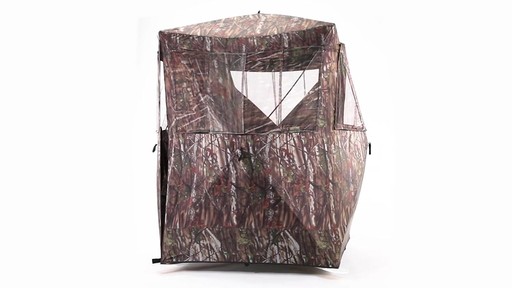 Guide Gear Oversized Ground Hunting Blind 360 View - image 6 from the video