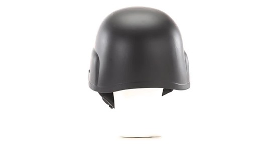 GB MIL TRAINING HELMET LN - image 8 from the video