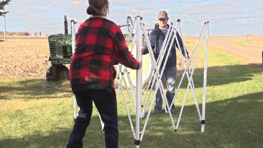10x10' Commercial-grade Gazebo - image 4 from the video