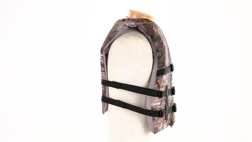 Guide Gear Realtree Xtra Camo Type III Universal Life Vest 360 View - image 10 from the video