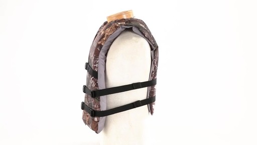 Guide Gear Realtree Xtra Camo Type III Universal Life Vest 360 View - image 4 from the video