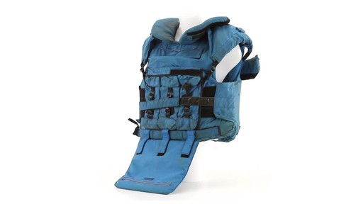 U.N. Military Surplus Kevlar Tactical Vest Used - image 1 from the video