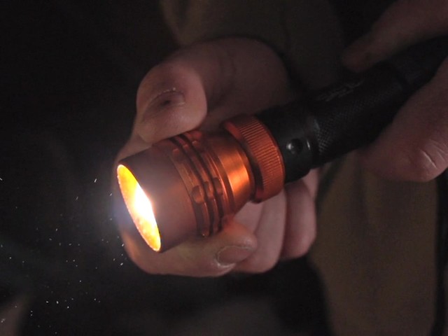 500-lumen Rechargeable LED Tactical Flashlight - image 4 from the video