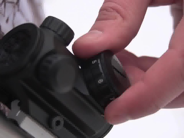 Pentax Waterproof Mini Red Dot Sight - image 5 from the video