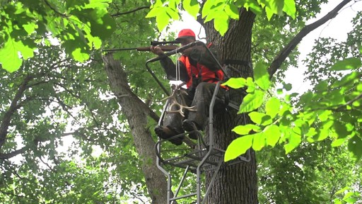 Sniper? Intimidator 18' Ladder Stand - image 6 from the video