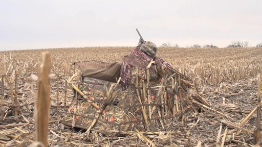 Guide Gear Deluxe Waterfowl Camo Hunting Blind Mossy Oak Blades - image 8 from the video