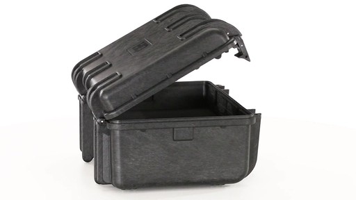 HQ ISSUE Small Carry Case 360 VIew - image 8 from the video