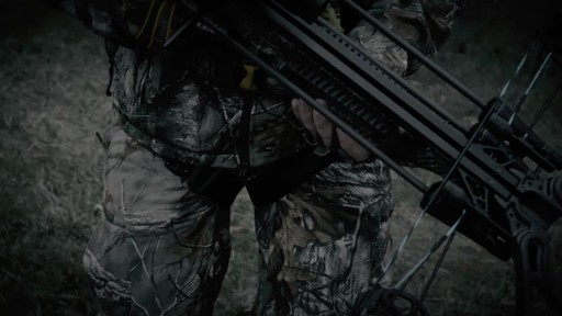 Barnett Whitetail Hunter II Compound Crossbow Package 4x32mm Scope - image 1 from the video