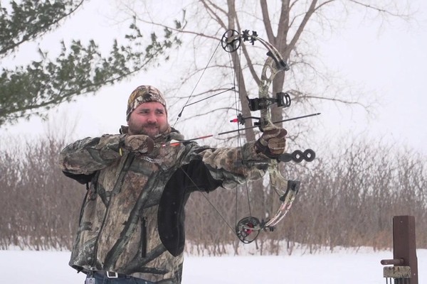 PSE Surge Compound Bow - image 1 from the video