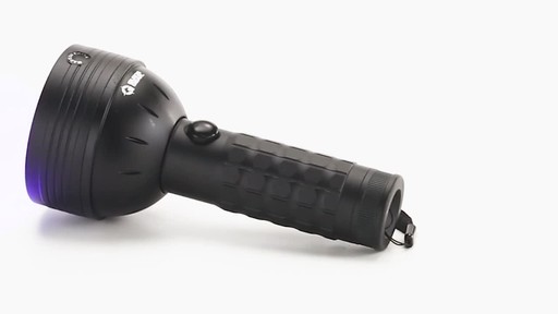 Guide Gear 109-LED Blood Tracker Tactical Flashlight 360 View - image 7 from the video