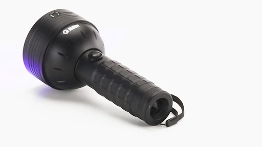 Guide Gear 109-LED Blood Tracker Tactical Flashlight 360 View - image 8 from the video