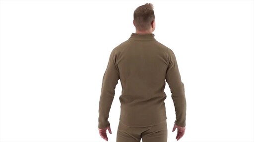 Guide Gear Men's Heavyweight Fleece Base Layer Quarter Zip Top 360 View - image 5 from the video