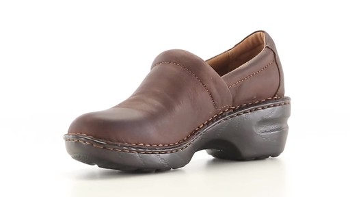 b.o.c. Women's Peggy Plain Clogs - image 1 from the video
