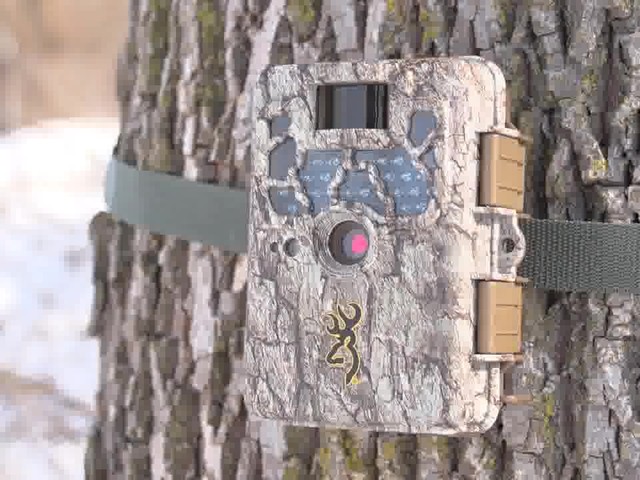 Browning® Recon Force™ Series 8MP HD Game Camera - image 10 from the video