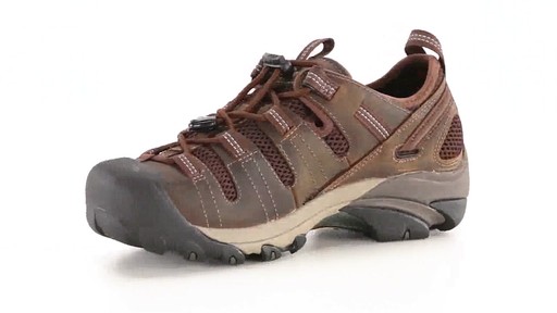 KEEN Utility Men's Atlanta Cool ESD Soft Toe Work Shoes 360 View - image 4 from the video