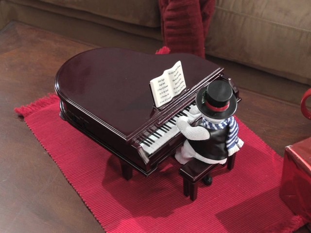 Gold LabelÂ® Play It Again! Polar Bear Animated Music Box with 24 songs and voice recognition - image 1 from the video