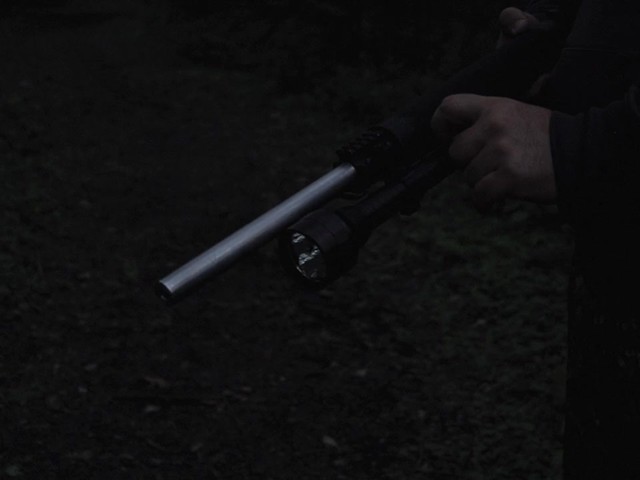 HQ ISSUE™ 2,000-lumen Rechargeable Tactical Flashlight - image 8 from the video