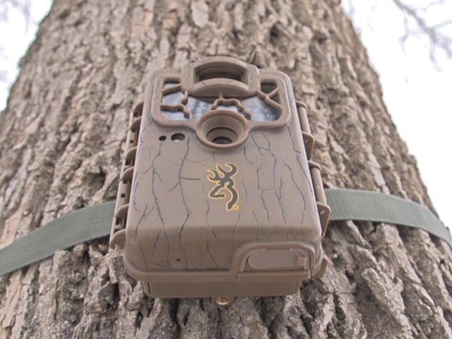 Browning Ranger Ops Series 6MP Trail Camera - image 4 from the video