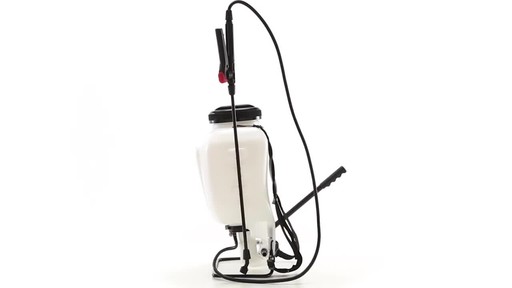 Backpack 4 Gallon Tank Sprayer - image 10 from the video