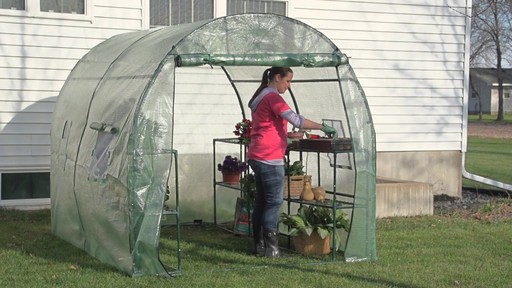 CASTLECREEK Arch Walk-in Greenhouse - image 10 from the video