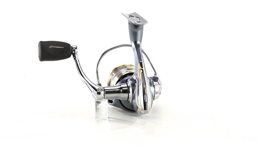 Pflueger President Spinning Reel 360 View - image 2 from the video