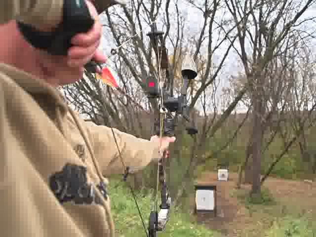 Leupold® Vendetta™ Bow Rangefinder - image 7 from the video