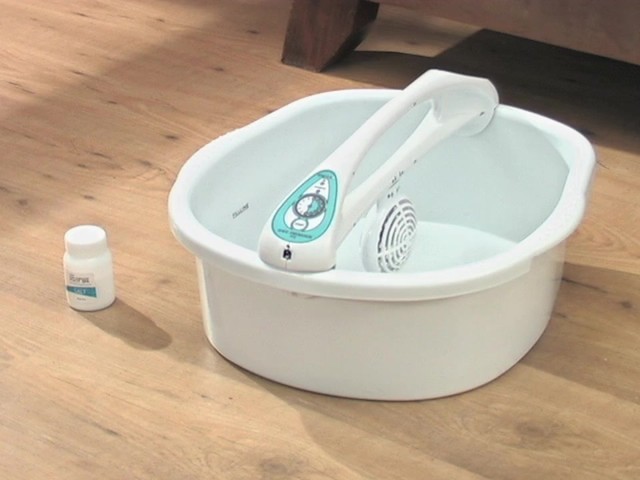 IONIC ENERGIZER SOLO FOOT SPA  - image 10 from the video