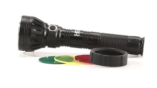 HQ ISSUE Flashlight 750 Lumens 3 Colored Lenses 360 View - image 10 from the video