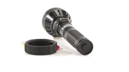 HQ ISSUE Flashlight 750 Lumens 3 Colored Lenses 360 View - image 8 from the video