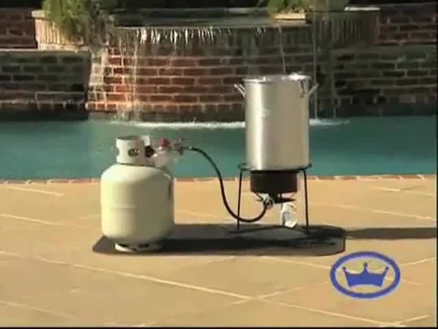 King Kooker® 30 Qt. Outdoor Turkey Fryer Package - image 1 from the video