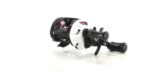 Quantum Accurist PT Baitcasting Reel 360 View - image 4 from the video