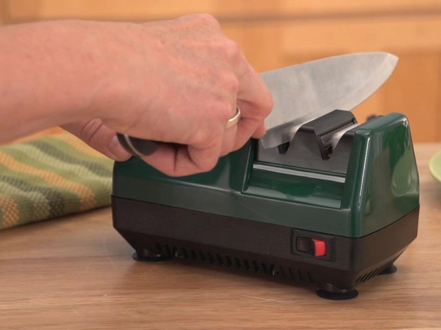 Guide Gear® by EdgeCraft® Electric Knife Sharpener - image 3 from the video
