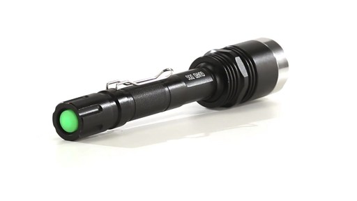 Guard Dog? Solaire 900 - lumen Rechargeable Tactical Flashlight 360 View - image 6 from the video