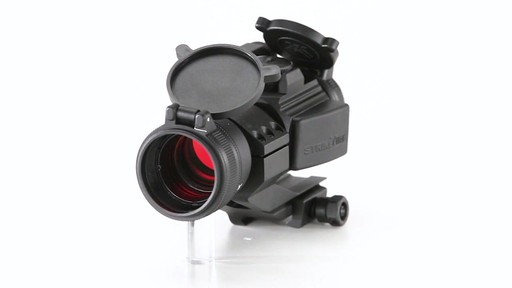 Vortex StrikeFire II 1x30mm Bright Red Dot Sight (4 MOA) 360 View - image 2 from the video